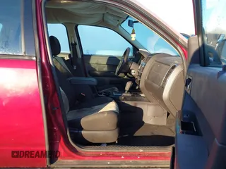 2008 Mazda Tribute ES with VIN 4F2CZ06168KM04987, listed as a IAAI auction lot 41267866 with 177,894 mi miles. Bid and sale history available at carsss.com. Image 5.