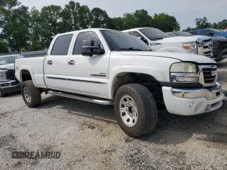 2003 GMC Sierra 2500HD SLT with VIN 1GTHK23143F226573, listed as a Copart auction lot 57121965 with 193,259 mi miles and Salvage title. Bid and sale history available at DreamBid. Image 1.
