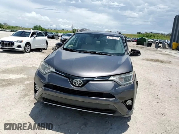 2018 Toyota RAV4 XLE с VIN JTMWFREV3JJ166638, выставлен на аукционе Copart как лот 62706485 с пробегом 91 214 миль миль и Списание • Salvage title. История ставок и продаж доступна на DreamBid. Изображение 14.