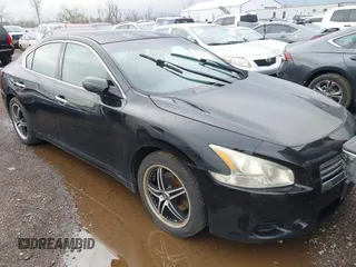 2012 Nissan Maxima S with VIN 1N4AA5AP5CC813434, listed as a IAAI auction lot 41878155 with 210,403 mi miles and . Bid and sale history available at DreamBid. Image 1.