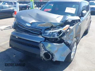 2019 Kia Soul with VIN KNDJN2A20K7694992, listed as a IAAI auction lot 41770801 with 82,546 mi miles. Bid and sale history available at carsss.com. Image 6.