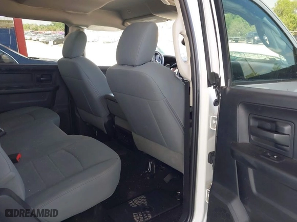 2018 Ram 2500 Tradesman with VIN 3C6UR5CL0JG121853, listed as a IAAI auction lot 41698434 with 61,443 mi miles. Bid and sale history available at carsss.com. Image 8.