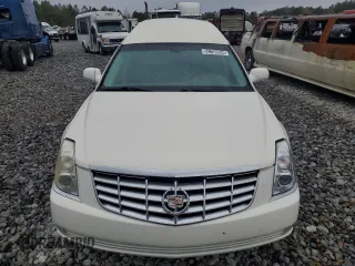 2011 Cadillac DTS Professional Limousine z VIN 1GE7K9C63BU600284, wystawiony jako Copart lot #82750934 z przebiegiem 42 494 mil mil oraz Tytuł czysty. Historia ofert i sprzedaży dostępna na DreamBid. Obrazek 5.
