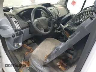 2019 Ford Transit z VIN 1FTYE2CM0KKB50468, wystawiony jako Copart lot #57420265 z przebiegiem Nie podano mil oraz Czysty tytuł • Clean title. Historia ofert i sprzedaży dostępna na DreamBid. Obrazek 8.