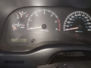 1998 Dodge Dakota SLT with VIN 1B7GL22X2WS691119, listed as a IAAI auction lot 41056451 with 219,224 mi miles. Bid and sale history available at carsss.com. Image 15.