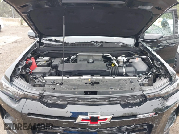 2024 Chevrolet Colorado 4WD ZR2 with VIN 1GCPTFEK4R1270553, listed as a IAAI auction lot 42208616 with 3,700 mi miles and . Bid and sale history available at DreamBid. Image 10.