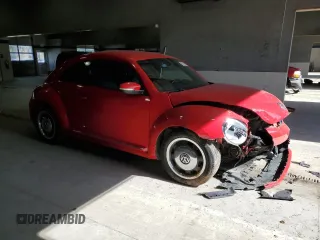 2012 Volkswagen Beetle 2.5L PZEV with VIN 3VWJP7AT5CM600979, listed as a Copart auction lot 45771955 with 122,365 mi miles and Salvage Title. Bid and sale history available at carsss.com. Image 4.
