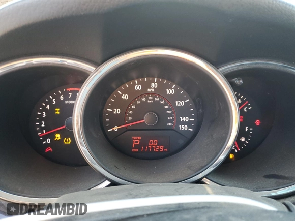 2011 Kia Sorento EX with VIN 5XYKUDA27BG043512, listed as a Copart auction lot 45181195 with 117,729 mi miles and Clean Title. Bid and sale history available at DreamBid. Image 9.