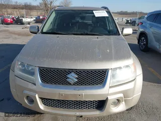 2007 Suzuki Grand Vitara XSport w/Snrf with VIN JS3TD944174200277, listed as a IAAI auction lot 41825392 with 175,860 mi miles. Bid and sale history available at carsss.com. Image 12.
