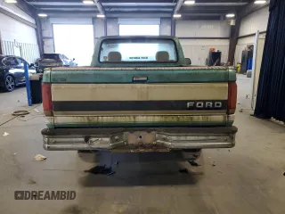1995 Ford F-150 with VIN 1FTEF15NXSNA26819, listed as a Copart auction lot 42592425 with 257,657 mi miles and Non Repairable. Bid and sale history available at carsss.com. Image 6.