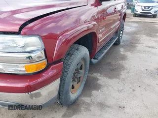 2003 Chevrolet Tahoe LS with VIN 1GNEK13Z03J118118, listed as a IAAI auction lot 38838515 with 0 mi miles. Bid and sale history available at carsss.com. Image 6.