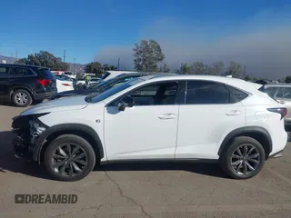 2019 Lexus NX 300 z VIN JTJYARBZ4K2145174, wystawiony jako IAAI lot #41278160 z przebiegiem 53 279 mil mil oraz . Historia ofert i sprzedaży dostępna na DreamBid. Obrazek 14.