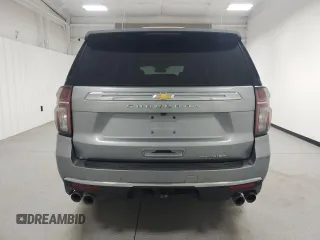 2023 Chevrolet Suburban Premier z VIN 1GNSCFKD9PR327710, wystawiony jako Copart lot #66029945 z przebiegiem 33 088 mil mil oraz Czysty tytuł • Clean title. Historia ofert i sprzedaży dostępna na DreamBid. Obrazek 6.