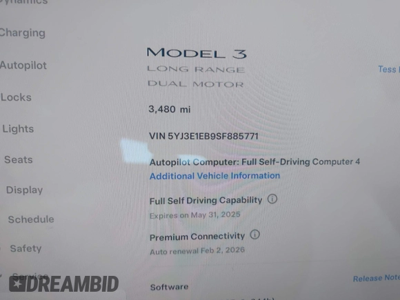 2025 Tesla Model 3 Long Range z VIN 5YJ3E1EB9SF885771, wystawiony jako IAAI lot #42158734 z przebiegiem 3480 mil mil oraz . Historia ofert i sprzedaży dostępna na DreamBid. Obrazek 7.