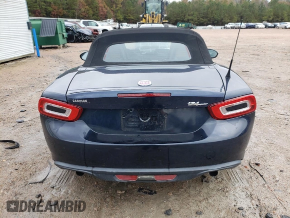 2018 FIAT 124 Spider Abarth z VIN JC1NFAEK7J0136872, wystawiony jako Copart lot #80666394 z przebiegiem 49 041 mil mil oraz Szkoda całkowita • Salvage title. Historia ofert i sprzedaży dostępna na DreamBid. Obrazek 6.