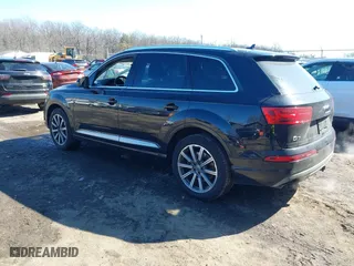 2017 Audi Q7 Premium Plus with VIN WA1LAAF79HD004552, listed as a IAAI auction lot 41643230 with 172,901 mi miles. Bid and sale history available at carsss.com. Image 3.