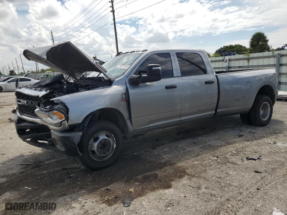 2024 Ram 3500 Tradesman with VIN 3C63RRGL5RG155781, listed as a Copart auction lot 71971124 with 80,307 mi miles and Salvage Title. Bid and sale history available at carsss.com. Image 1.