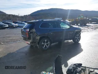 2019 Jeep Cherokee Limited z VIN 1C4PJMDX0KD125991, wystawiony jako IAAI lot #41101916 z przebiegiem 76 867 mil mil oraz . Historia ofert i sprzedaży dostępna na DreamBid. Obrazek 4.