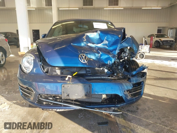 2018 Volkswagen Beetle S с VIN 3VW5DAAT2JM515005, выставлен на аукционе IAAI как лот 41093518 с пробегом Не указан миль и . История ставок и продаж доступна на DreamBid. Изображение 11.