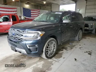 2022 Ford Expedition Platinum with VIN 1FMJU1MT3NEA00079, listed as a Copart auction lot 71940414 with 24,076 mi miles and Salvage Title. Bid and sale history available at carsss.com. Image 1.