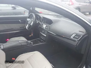 2016 Mercedes-Benz E-Class E 400 with VIN WDDKJ6HB7GF346591, listed as a IAAI auction lot 41040950 with 98,169 mi miles. Bid and sale history available at carsss.com. Image 5.
