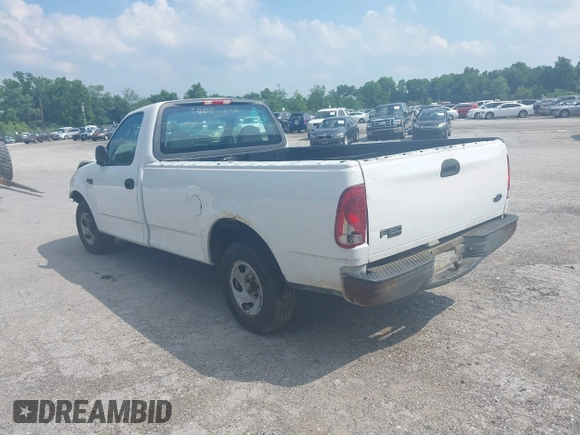 2004 Ford F-150 XL with VIN 2FTRF17204CA52584, listed as a IAAI auction lot 42545265 with 142,072 mi miles and . Bid and sale history available at DreamBid. Image 3.