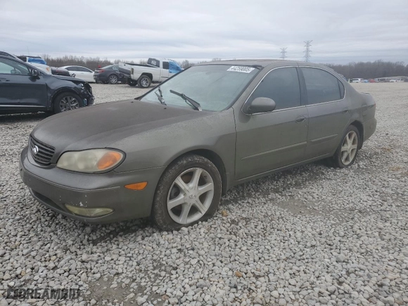 2002 Infiniti I35 Luxury with VIN JNKDA31AX2T025219, listed as a Copart auction lot 44259005 with 193,411 mi miles and Salvage Title. Bid and sale history available at carsss.com. Image 1.