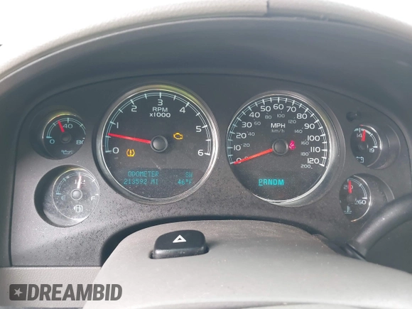 2014 Chevrolet Suburban LT with VIN 1GNSCJE06ER154639, listed as a IAAI auction lot 41410623 with 213,592 mi miles. Bid and sale history available at carsss.com. Image 7.