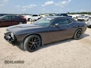2018 Dodge Challenger R/T z VIN 2C3CDZBT7JH194704, wystawiony jako Copart lot #57259025 z przebiegiem 74 630 mil mil oraz Szkoda całkowita • Salvage title. Historia ofert i sprzedaży dostępna na DreamBid. Obrazek 1.