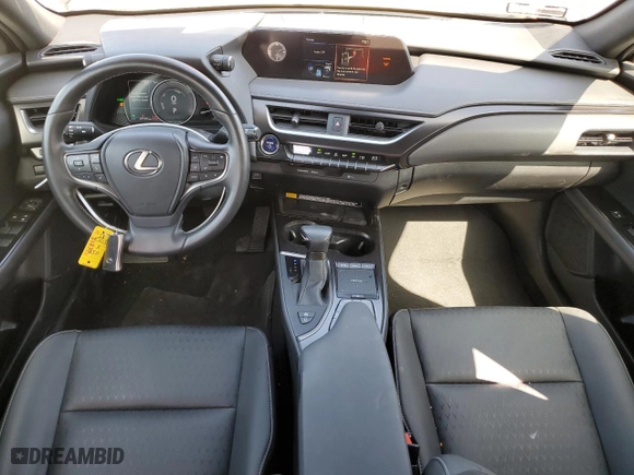 2022 Lexus UX with VIN JTHX9JBH1N2056617, listed as a Copart auction lot 47960103 with 28,948 mi miles. Bid and sale history available at carsss.com. Image 8.