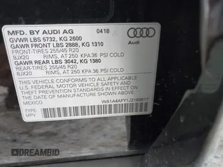 2018 Audi SQ5 Premium Plus z VIN WA1A4AFY1J2169617, wystawiony jako IAAI lot #41619017 z przebiegiem 53 477 mil mil oraz . Historia ofert i sprzedaży dostępna na DreamBid. Obrazek 9.