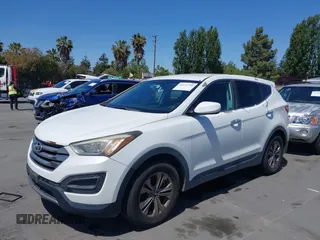 2016 Hyundai Santa Fe z VIN 5XYZT3LB9GG322900, wystawiony jako IAAI lot #42417788 z przebiegiem 160 621 mil mil oraz . Historia ofert i sprzedaży dostępna na DreamBid. Obrazek 6.