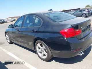 2015 BMW 3 Series 328i xDrive с VIN WBA3B5C55FF961143, выставлен на аукционе IAAI как лот 42561041 с пробегом 61 624 миль миль и . История ставок и продаж доступна на DreamBid. Изображение 14.