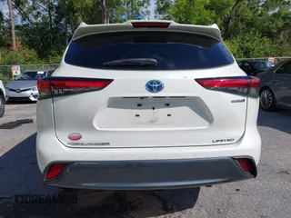 2021 Toyota Highlander Hybrid Limited with VIN 5TDYARAH2MS009326, listed as a IAAI auction lot 41674315 with 76,104 mi miles and . Bid and sale history available at DreamBid. Image 17.
