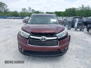 2016 Toyota Highlander XLE z VIN 5TDKKRFH2GS167956, wystawiony jako IAAI lot #42170195 z przebiegiem 142 181 mil mil oraz . Historia ofert i sprzedaży dostępna na DreamBid. Obrazek 12.