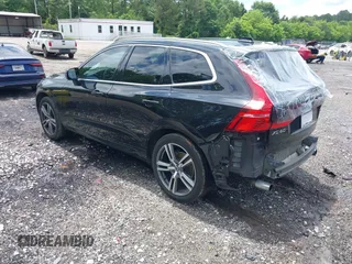 2021 Volvo XC60 Momentum with VIN YV4102DK4M1818887, listed as a IAAI auction lot 42246132 with 58,418 mi miles and . Bid and sale history available at DreamBid. Image 3.