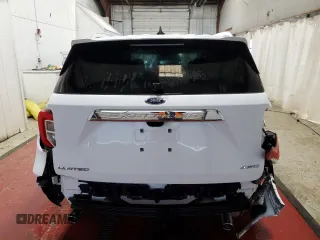 2024 Ford Explorer Limited with VIN 1FMSK8FH8RGA28269, listed as a Copart auction lot 50731695 with 35,332 mi miles and Clean Title. Bid and sale history available at carsss.com. Image 6.