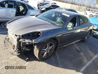 2015 Porsche Panamera 4 с VIN WP0AA2A74FL002284, выставлен на аукционе Copart как лот 68167942 с пробегом 86 921 миль миль и . История ставок и продаж доступна на DreamBid. Изображение 1.