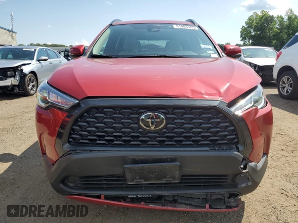 2022 Toyota Corolla Cross LE z VIN 7MUCAABG6NV007698, wystawiony jako Copart lot #61803785 z przebiegiem 31 309 mil mil oraz Szkoda całkowita • Salvage title. Historia ofert i sprzedaży dostępna na DreamBid. Obrazek 5.