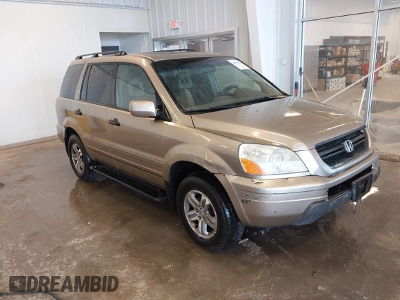 2005 Honda Pilot EX-L with VIN 2HKYF18595H542103, listed as a IAAI auction lot 41472326 with 269,844 mi miles. Bid and sale history available at carsss.com. Image 1.