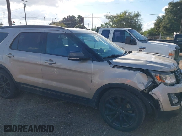 2017 Ford Explorer XLT with VIN 1FM5K7D82HGC04872, listed as a IAAI auction lot 40681891 with 87,480 mi miles and . Bid and sale history available at DreamBid. Image 13.