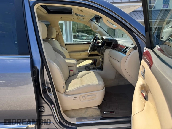 2015 Lexus LX 570 с VIN JTJHY7AX8F4186255, выставлен на аукционе Copart как лот 66178375 с пробегом 199 883 миль миль и Чистый • Clean title. История ставок и продаж доступна на DreamBid. Изображение 5.