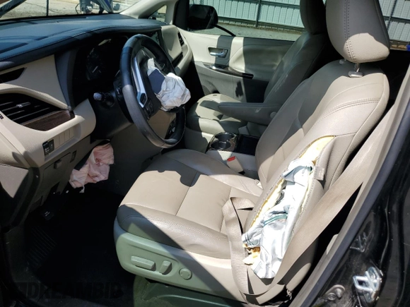 2018 Toyota Sienna XLE Auto Access Seat with VIN 5TDYZ3DC3JS910156, listed as a Copart auction lot 55982975 with 191,339 mi miles and Salvage title. Bid and sale history available at DreamBid. Image 7.