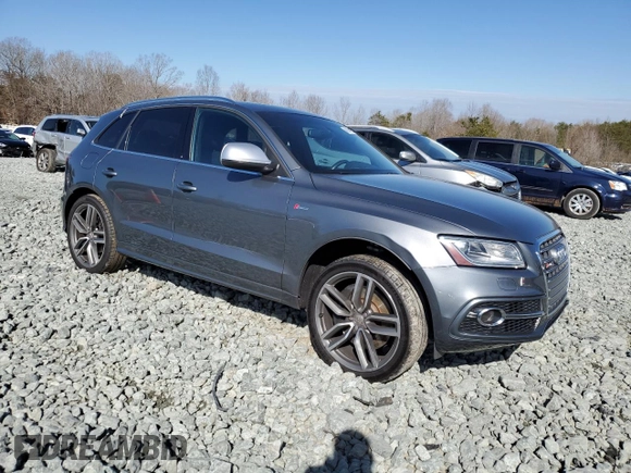 2014 Audi SQ5 Premium Plus z VIN WA1CGAFP2EA095059, wystawiony jako Copart lot #46145185 z przebiegiem 59 863 mil mil oraz Szkoda całkowita • Salvage title. Historia ofert i sprzedaży dostępna na DreamBid. Obrazek 4.