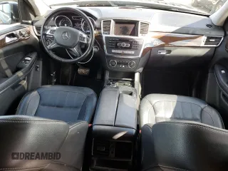 2014 Mercedes-Benz GL 450 with VIN 4JGDF7CE5EA385813, listed as a Copart auction lot 59361785 with 121,131 mi miles and Salvage title. Bid and sale history available at DreamBid. Image 8.