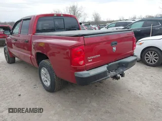 2006 Dodge Dakota ST with VIN 1D7HE28K06S636250, listed as a IAAI auction lot 41996544 with 74,995 mi miles and . Bid and sale history available at carsss.com. Image 3.