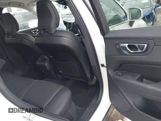 2021 Volvo XC60 Momentum с VIN YV4102RKXM1864202, выставлен на аукционе IAAI как лот 41453983 с пробегом 52 015 миль миль и . История ставок и продаж доступна на DreamBid. Изображение 8.