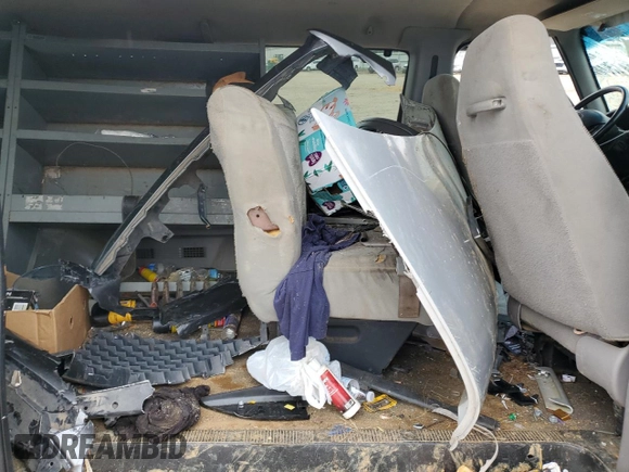 1999 Ford Econoline Passenger XL with VIN 1FBSS31L2XHB54786, listed as a Copart auction lot 80025474 with 418,665 mi miles and Clean Title. Bid and sale history available at DreamBid. Image 11.