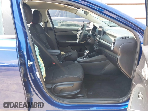 2021 Kia Forte LXS with VIN 3KPF24AD3ME289224, listed as a IAAI auction lot 42199644 with 42,895 mi miles and . Bid and sale history available at DreamBid. Image 5.