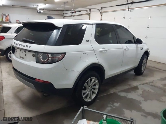 2017 Land Rover Discovery Sport HSE with VIN SALCR2BG1HH643617, listed as a IAAI auction lot 41793243 with NaN miles. Bid and sale history available at carsss.com. Image 4.